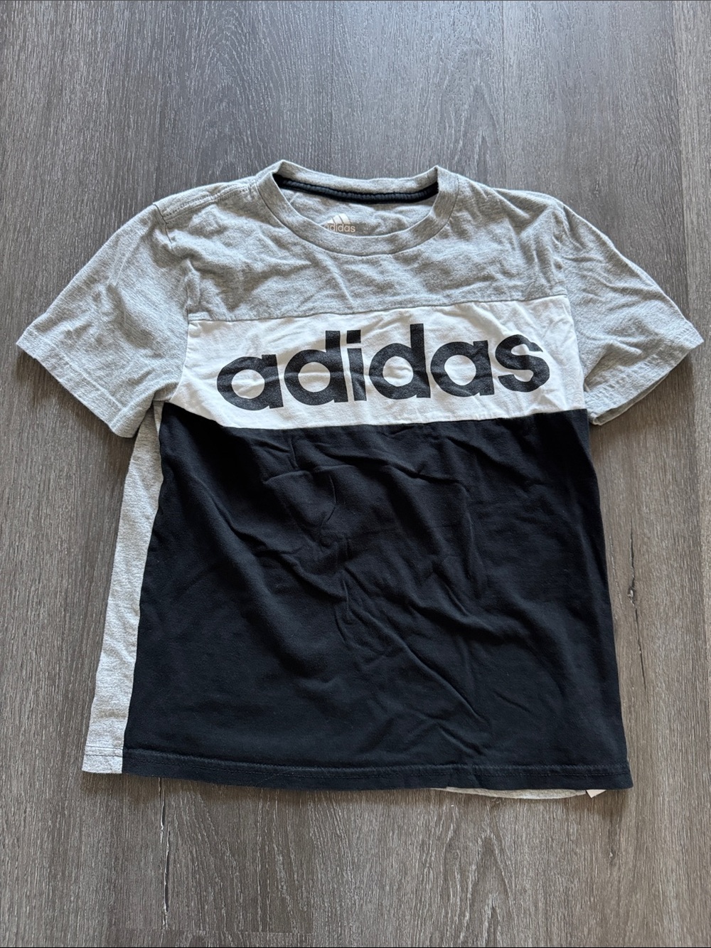 adidas Gray & Black Colorblock Logo Tee